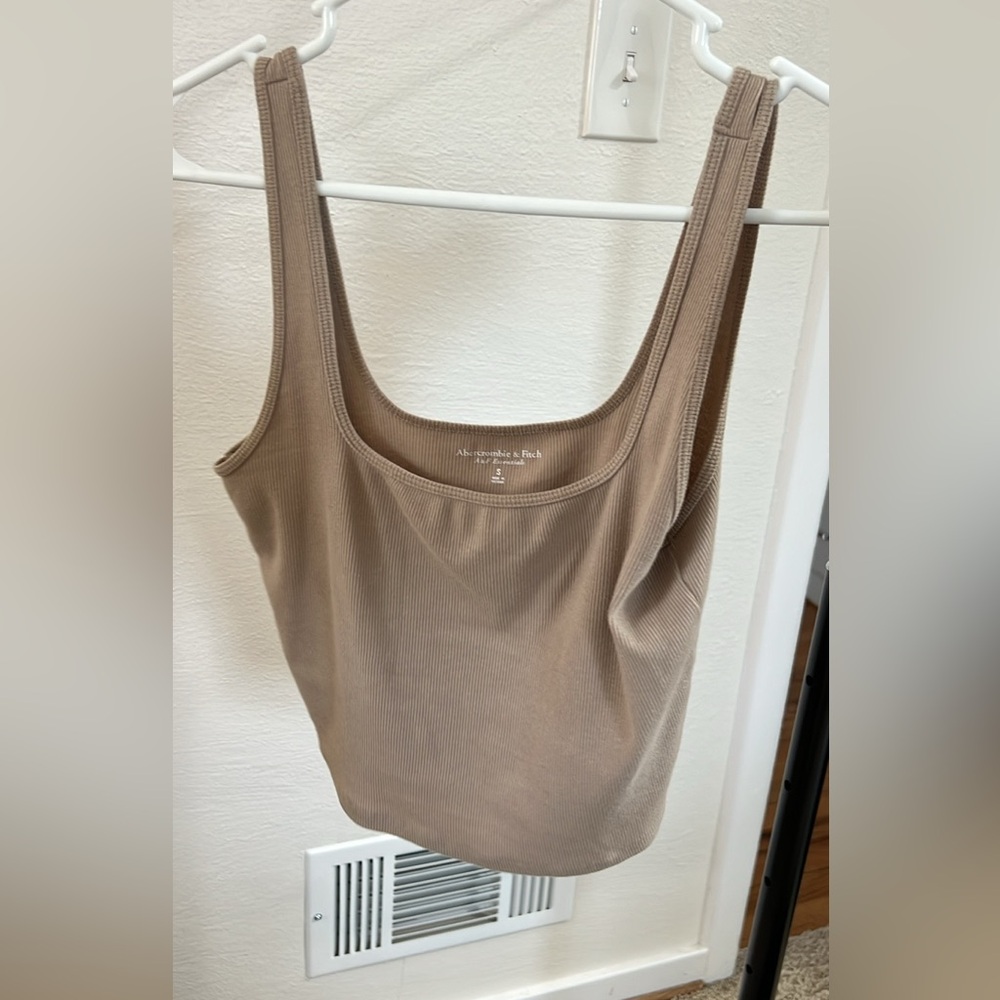 Cropped Abercrombie tank